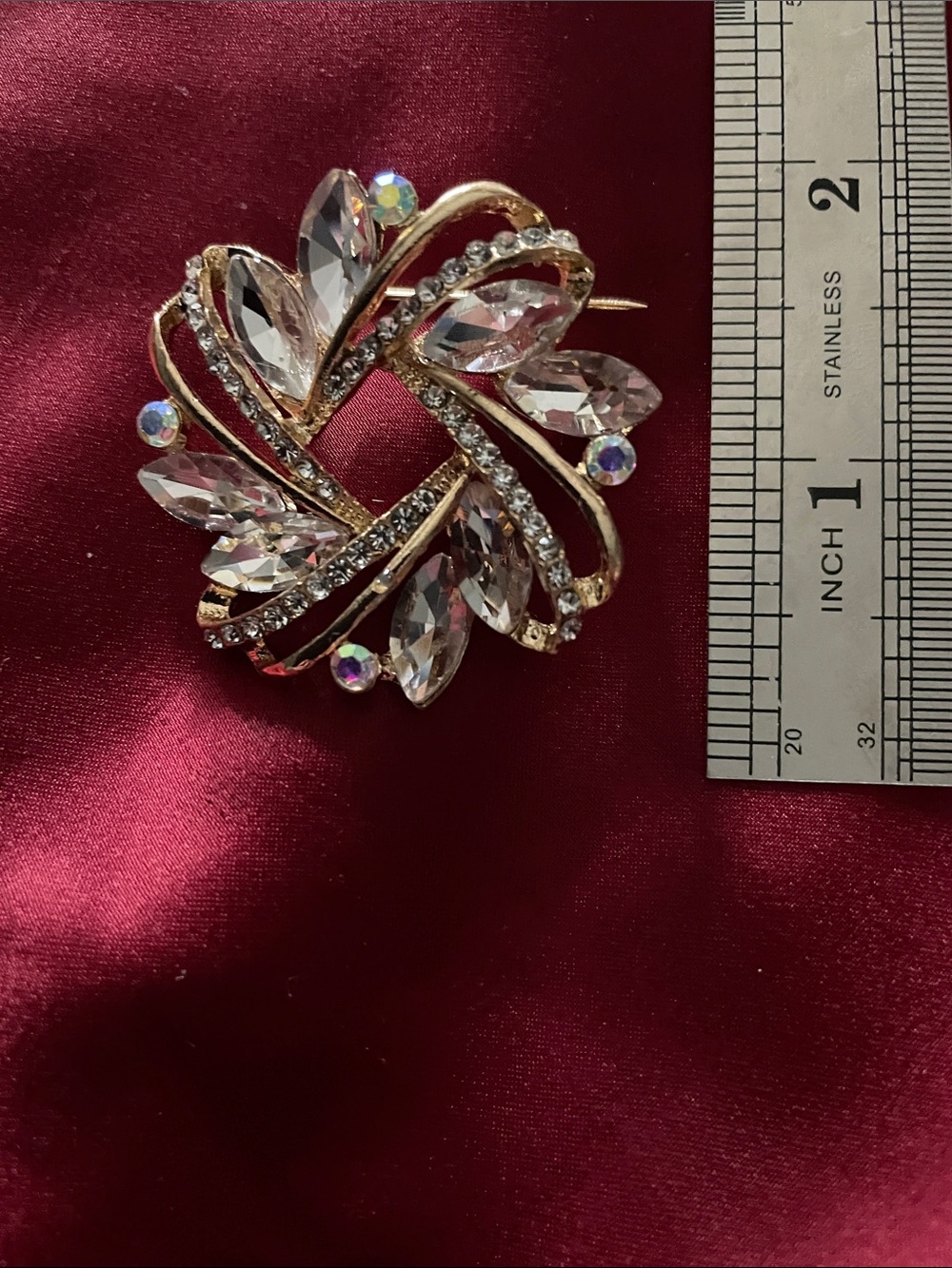 Source Unknown Gold-Tone Clear Crystal Floral Swirl Brooch - Picture 12 of 13